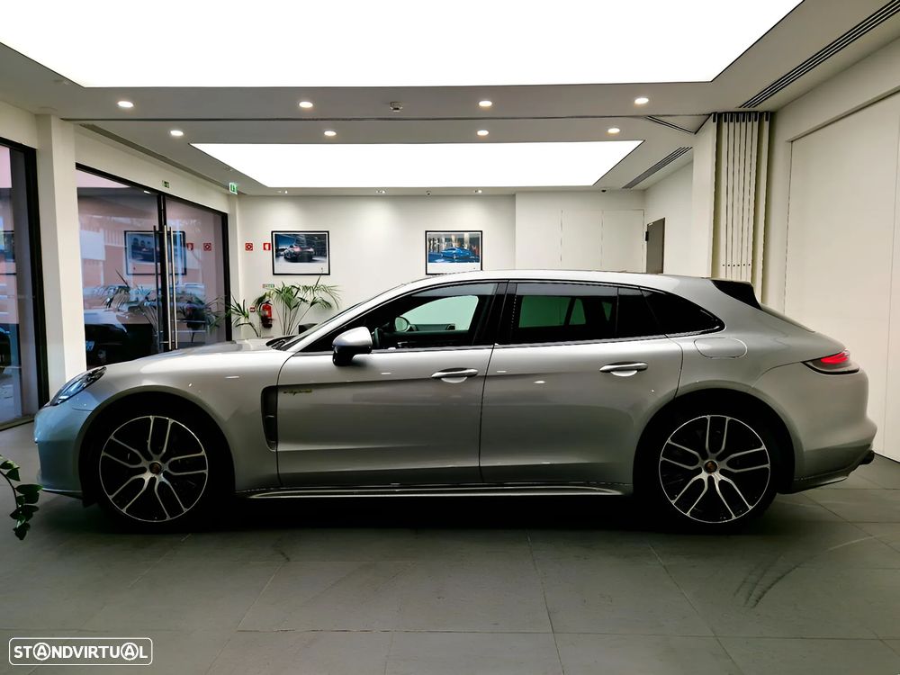 Porsche Panamera Sport Turismo 4 E-Hybrid Platinum Edition PDLS - 2