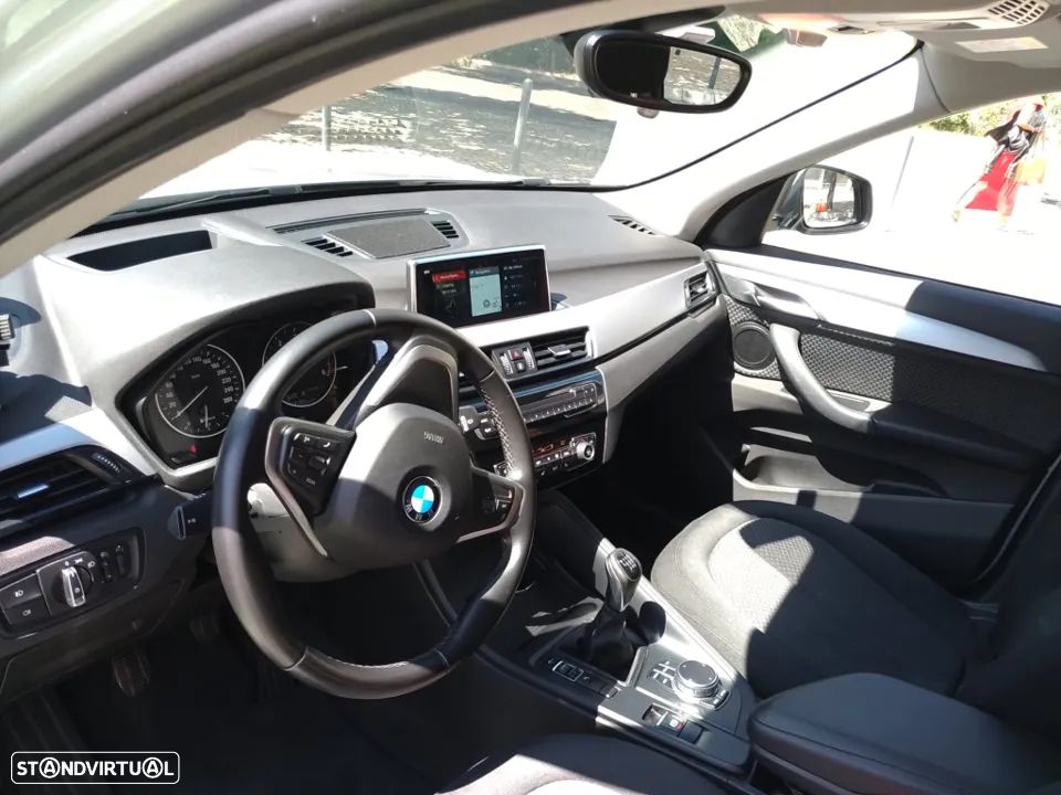 BMW X1 18 d sDrive - 10
