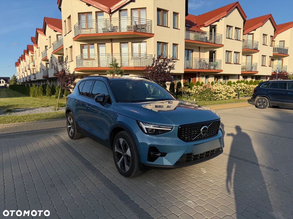 Volvo XC 40 B3 Plus Dark - 13