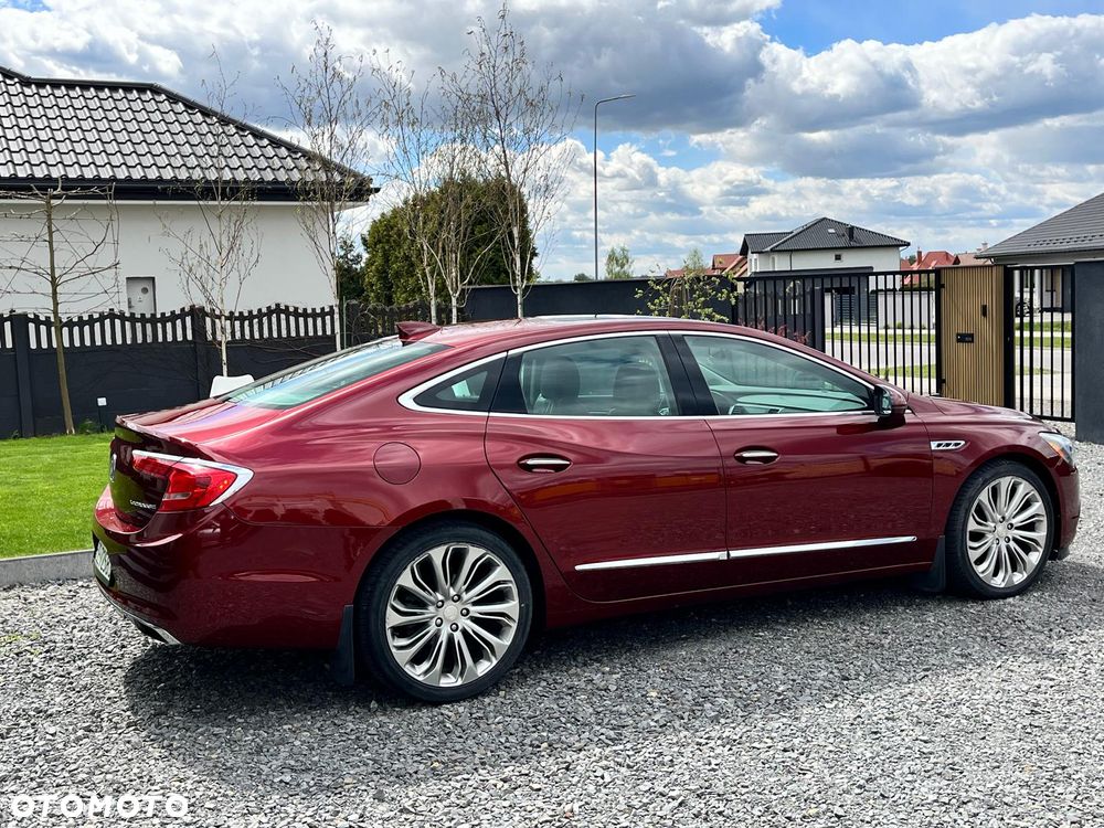 Buick Lacrosse - 18