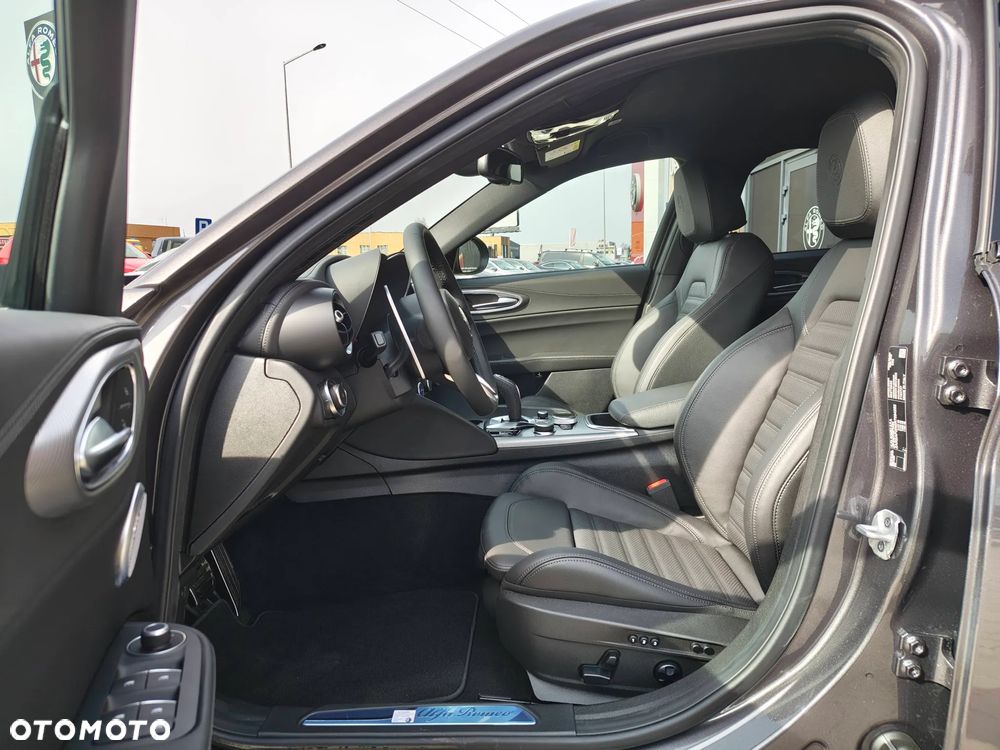 Alfa Romeo Giulia 2.0 Turbo Veloce Q4 - 9