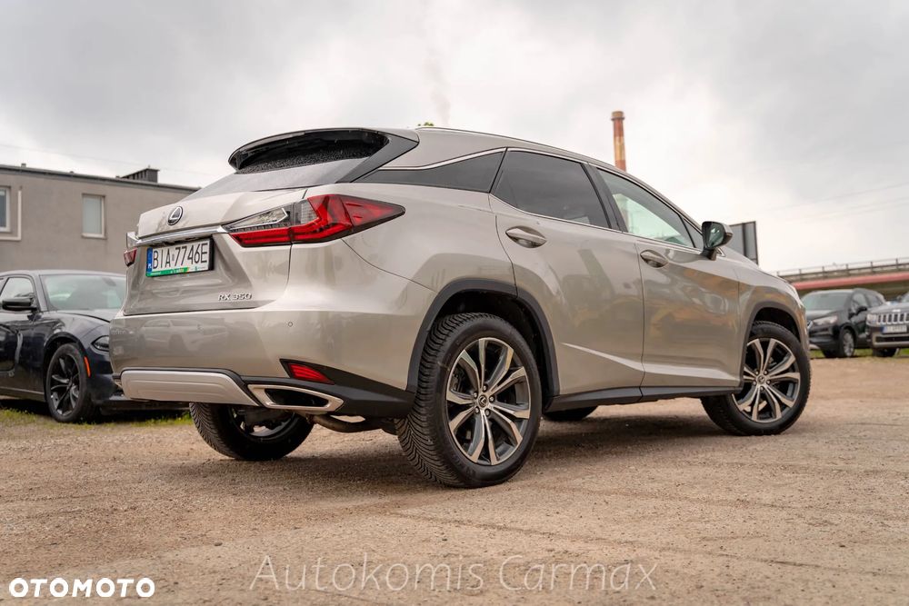Lexus RX - 8