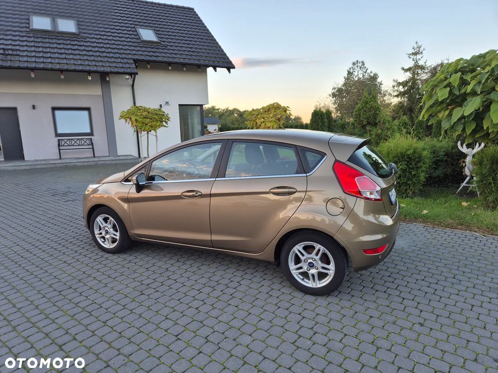 Ford Fiesta - 27