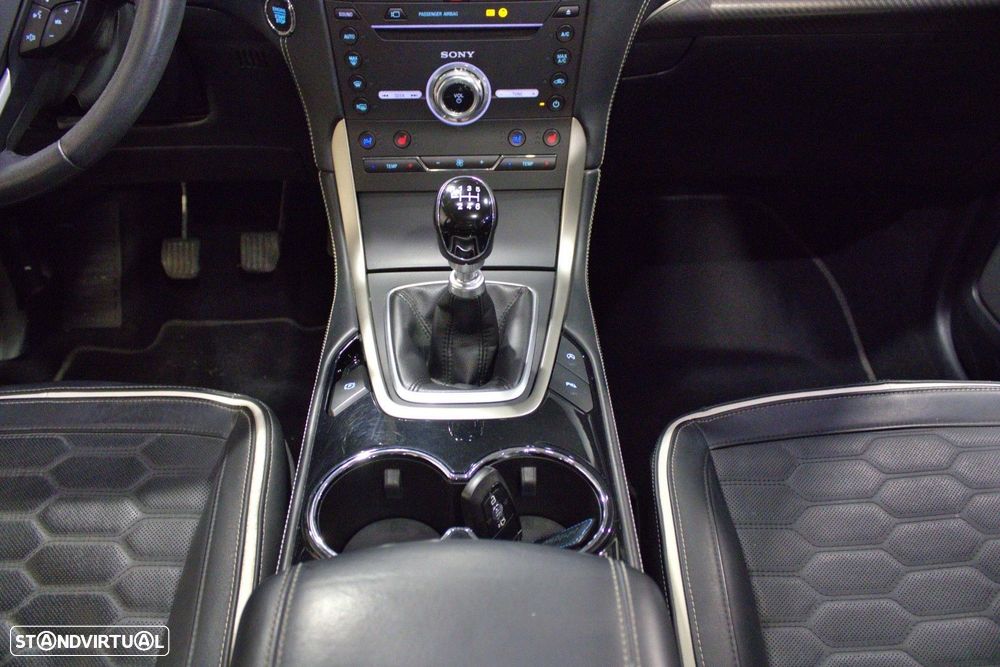 Ford S-Max 2.0 TDCi Vignale - 42