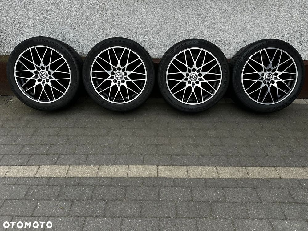 225 45 17 / Seat Leon VW Golf Caddy Touran Passat Skoda Octavia / 5x112 POLECAM - 2