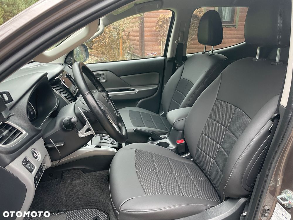 Mitsubishi L200 2016 photo 5