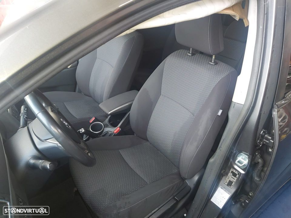 Toyota Verso 2.0 D4D Fase 2 2012 até 2017 às peças - 5