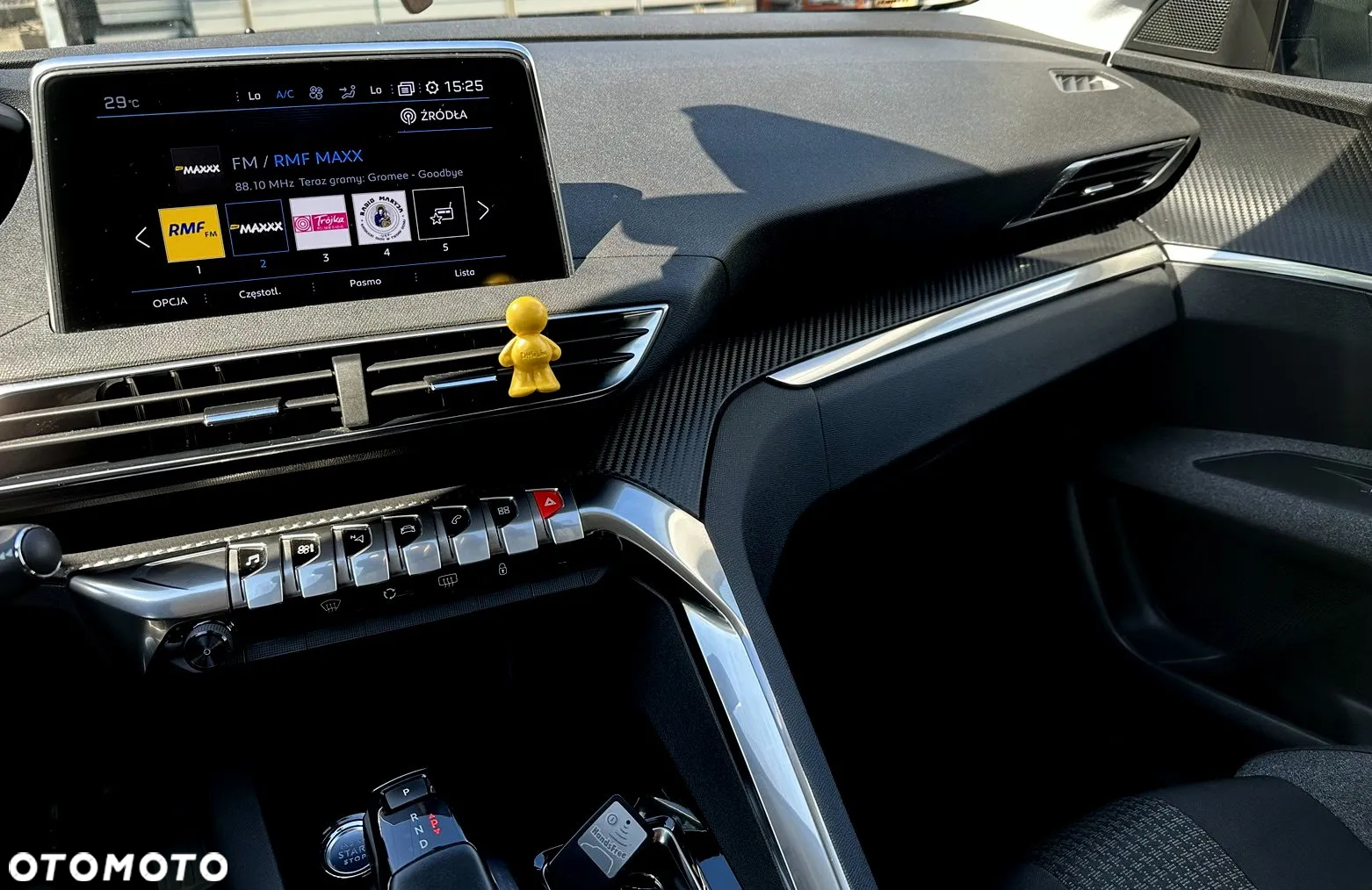 Peugeot 3008 1.2 PureTech Allure S&S EAT6 - 9