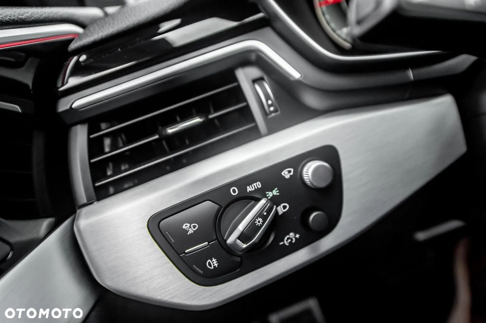 Audi A4 Avant 40 TDI quattro S tronic advanced - 29