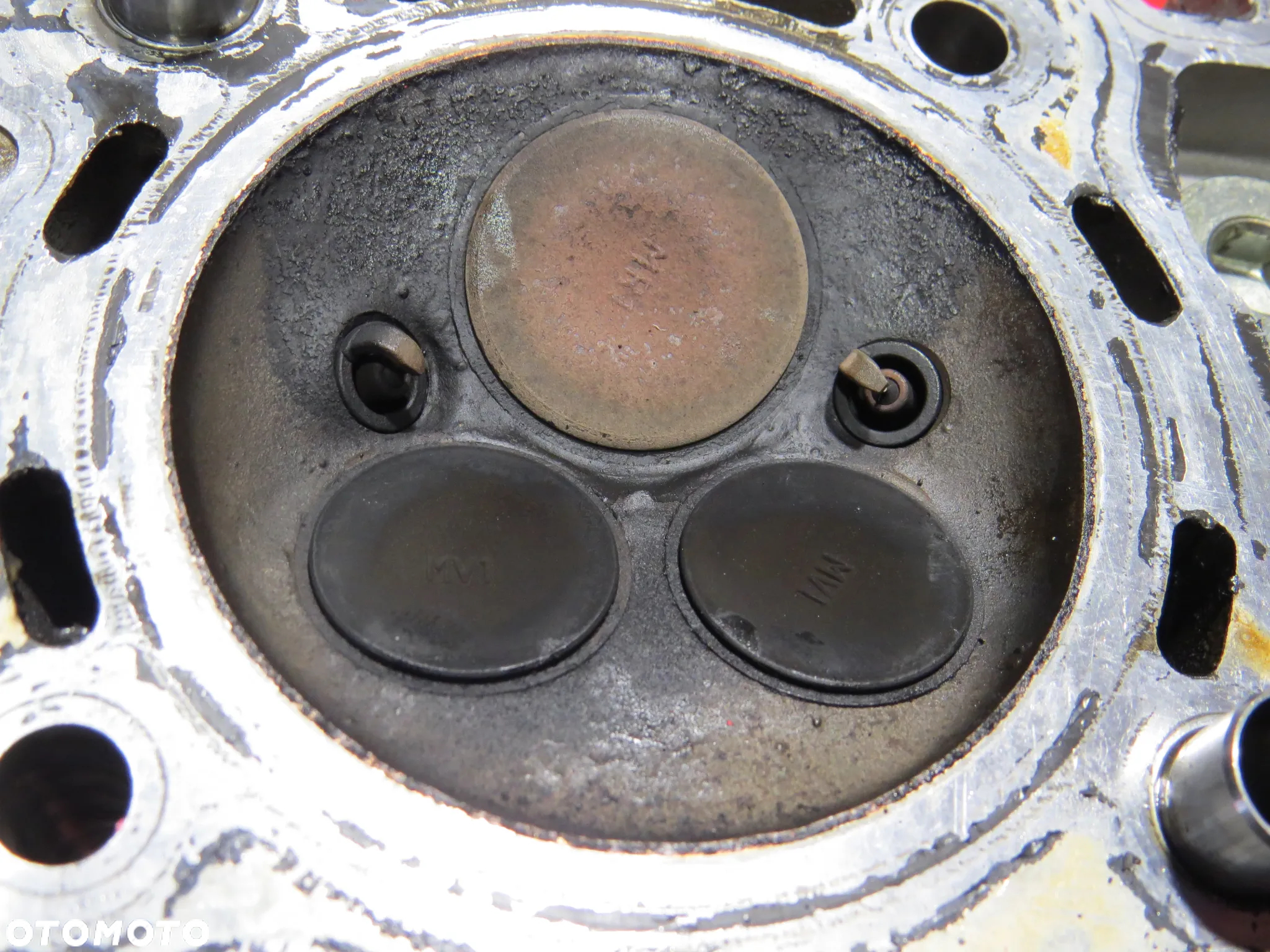 HONDA DEAUVILLE NTV 650 RC47 01 głowica zawory pokrywa wałki na I cylinder - 2