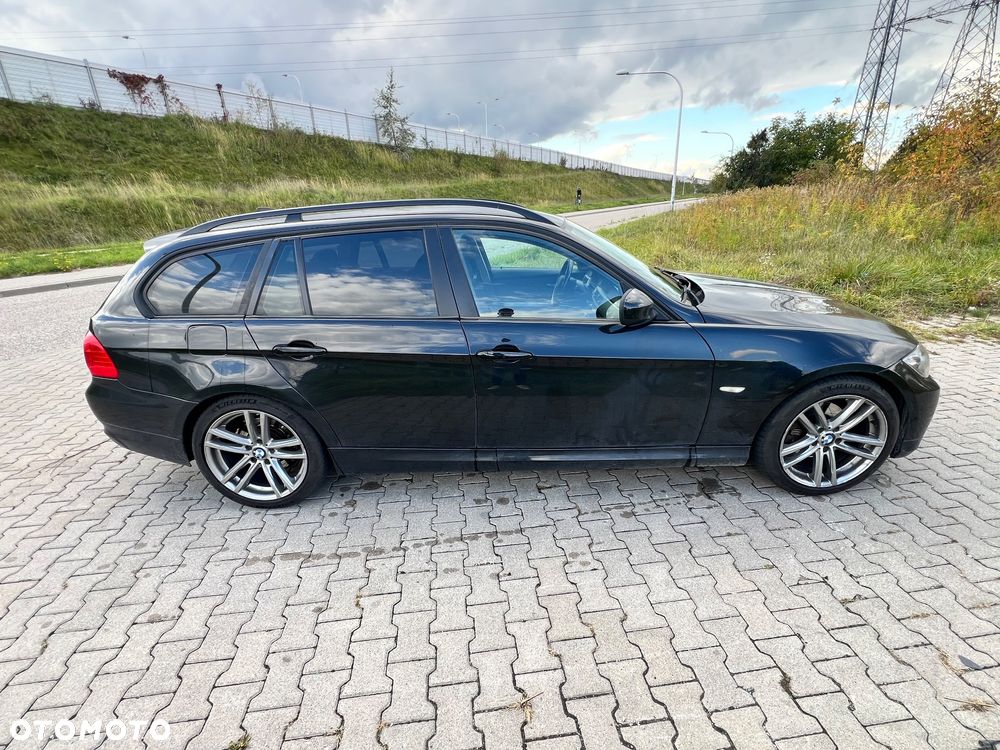 BMW Seria 3 2009 photo 3
