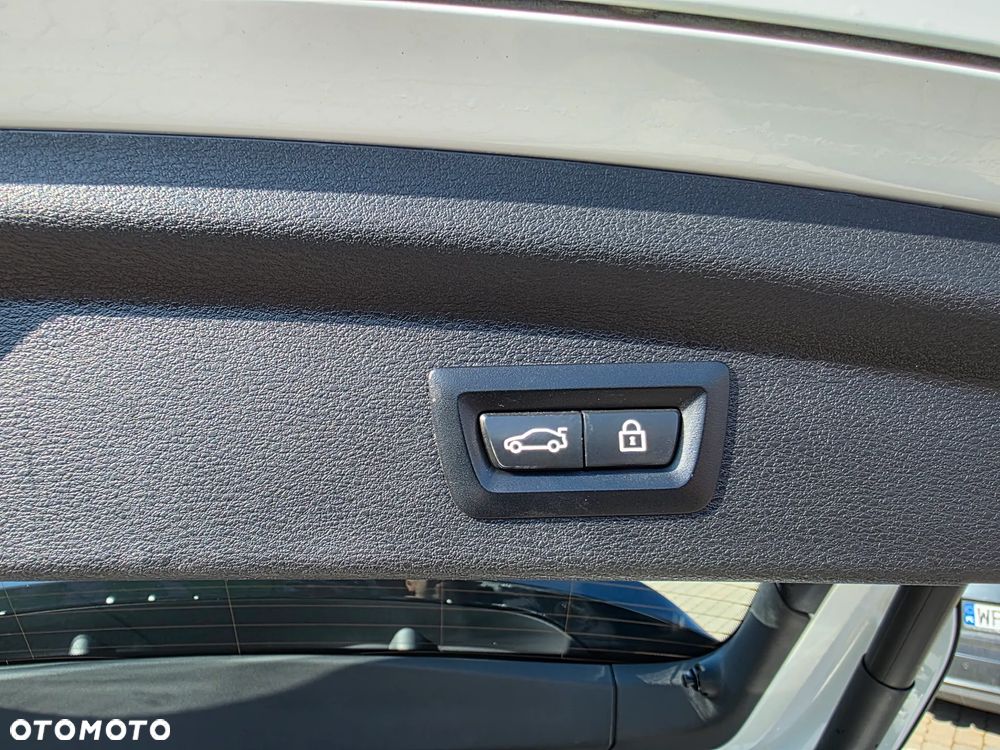 BMW X2 sDrive18i - 10