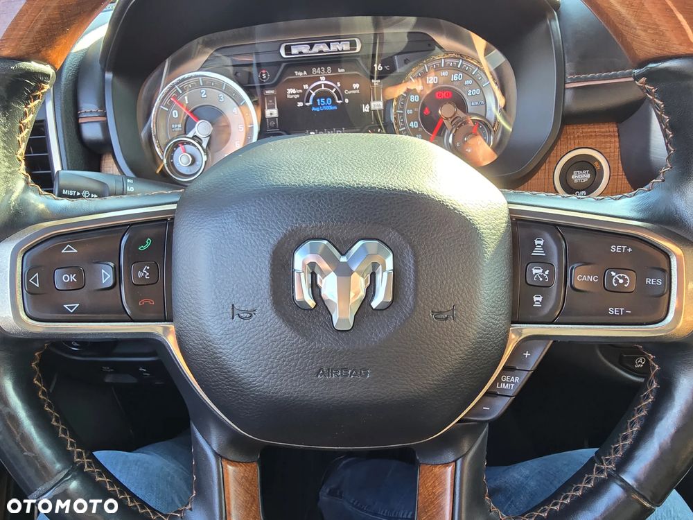 RAM 1500 5.7 Crew Cab Longhorn - 26