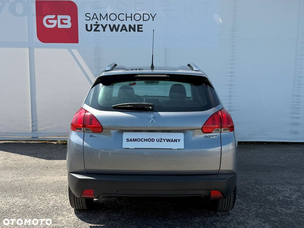 Peugeot 2008 1.2 Pure Tech Access EU6 - 8