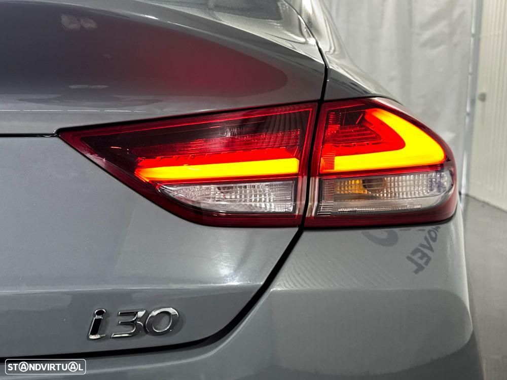 Hyundai i30 Fastback 1.0 T-GDi N-Line DCT - 16