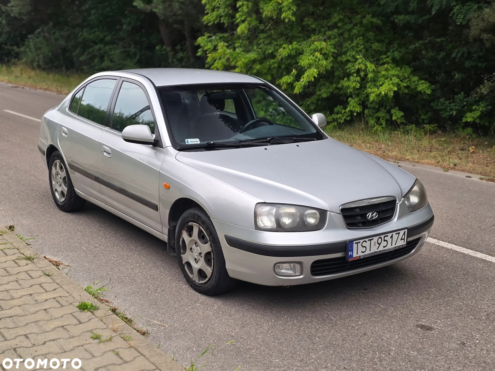 Hyundai Elantra 2.0 GLS - 11
