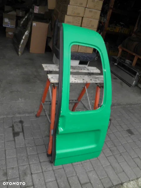 DRZWI TYLNE PRAWE VW CADDY - 2