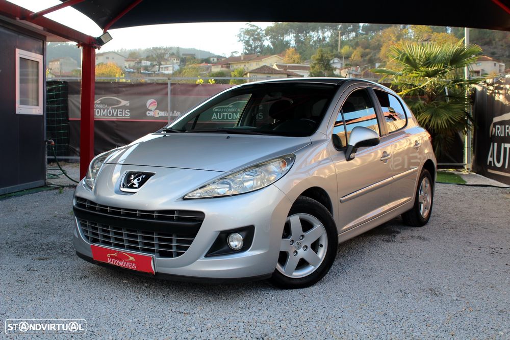 Peugeot 207 1.4 HDi Urban - 1