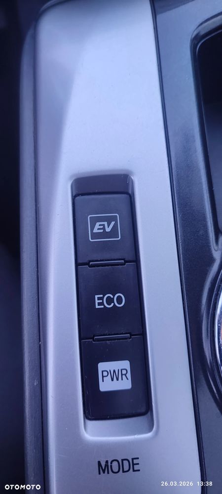 Toyota Prius+ (Hybrid) - 19