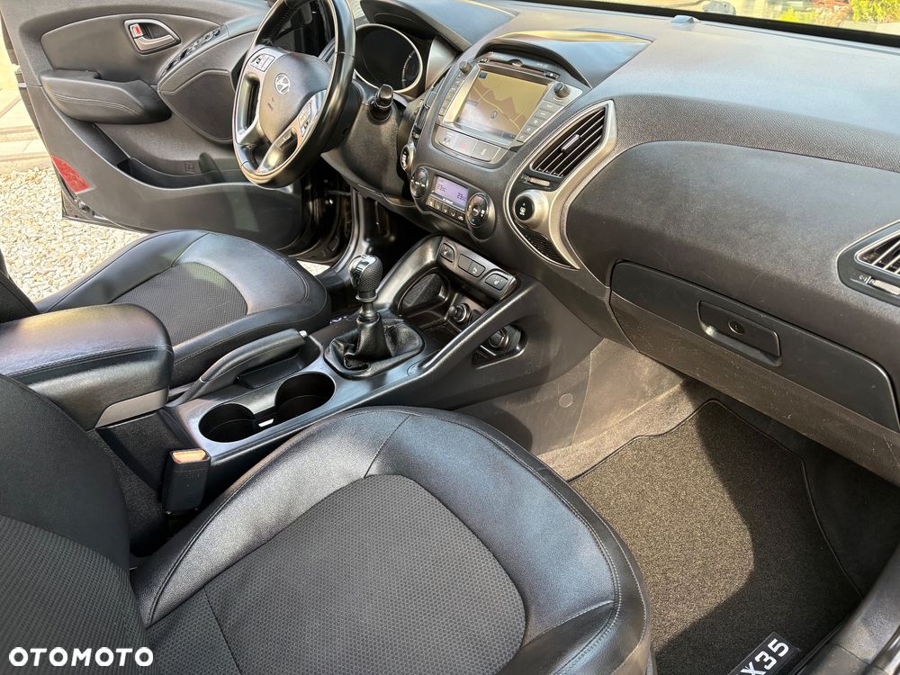 Hyundai ix35 blue 1.6 2WD Finale Gold - 19