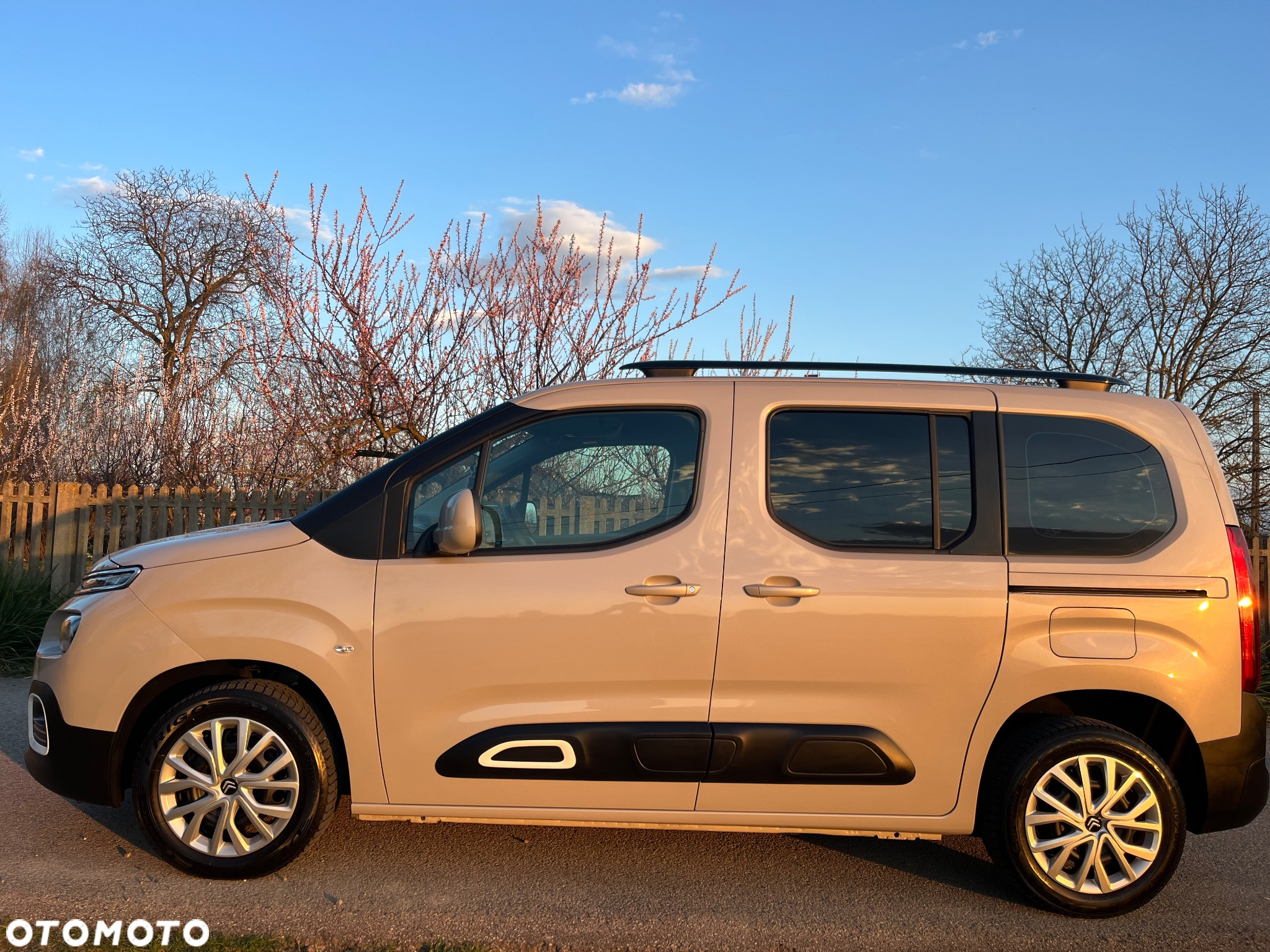 Citroën Berlingo M 1.2 PureTech Feel S&S - 4