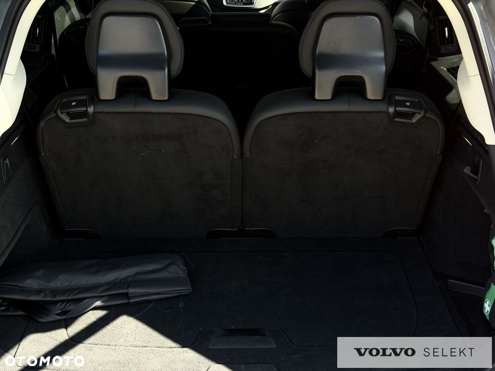 Volvo XC 90 - 11