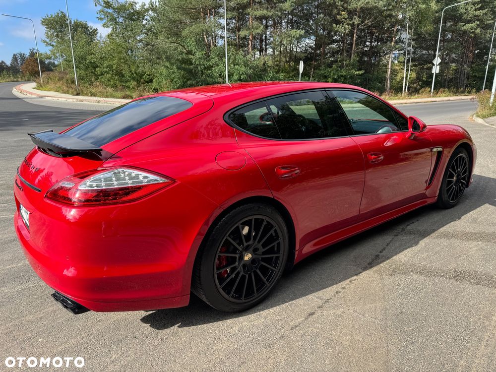 Porsche Panamera GTS - 3