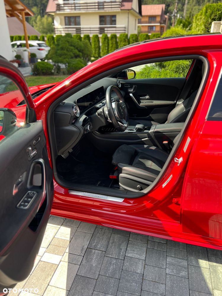 Mercedes-Benz Klasa A 220 4-Matic AMG Line 7G-DCT - 18