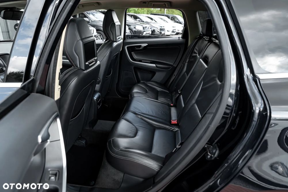 Volvo XC 60 D5 AWD RDesign - 22