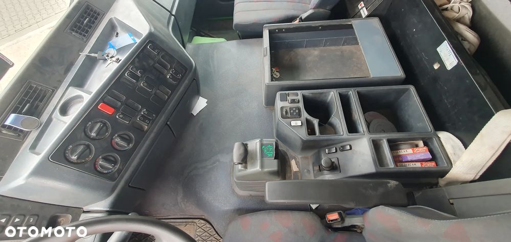 Mercedes-Benz 2643 - 5