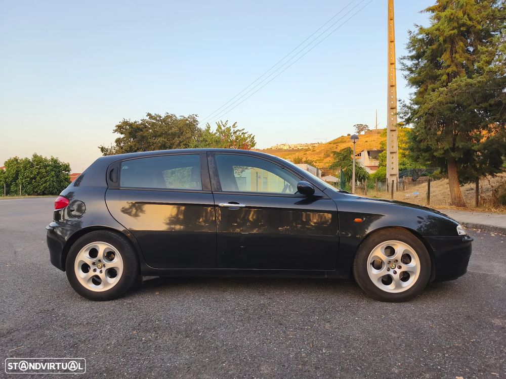 Alfa Romeo 147 1.6 TS - 3