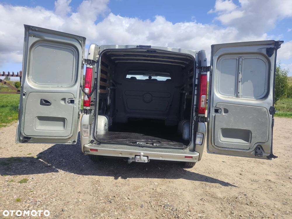 Opel Vivaro - 28