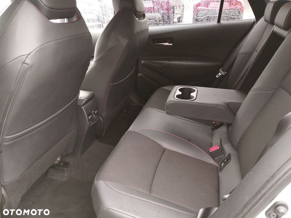 Toyota Corolla 1.8 Hybrid GR Sport Dynamic - 11