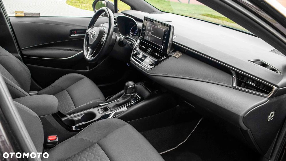 Toyota Corolla 1.8 Hybrid Selection - 33