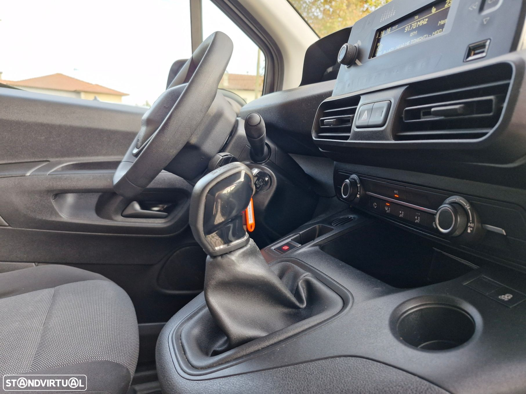 Peugeot Partner 1.5 BlueHDi Premium Standard - 22