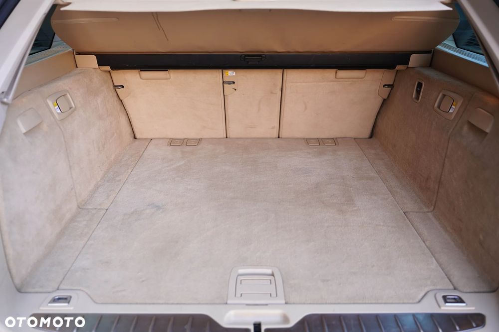 BMW Seria 5 525d xDrive Luxury Line - 26