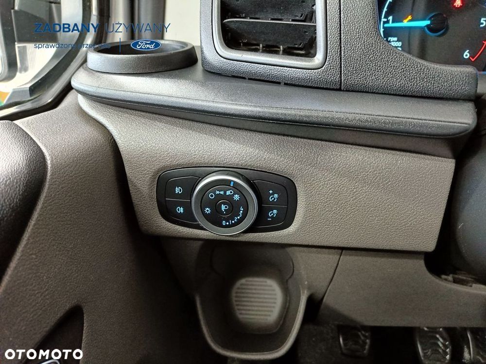 Ford Transit Custom 320 L2H1 PKW VA MH Trend - 16