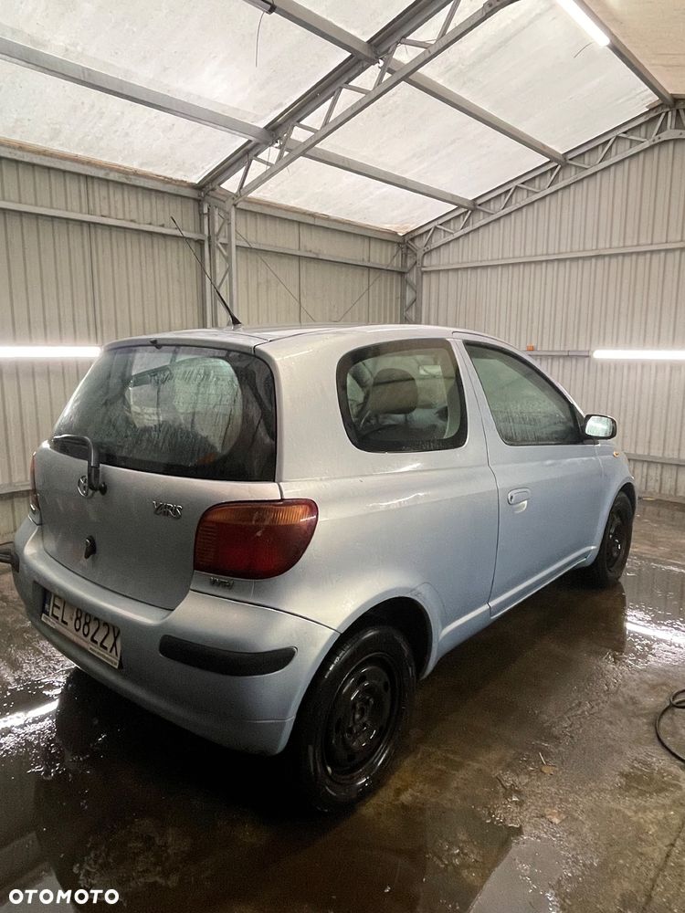 Toyota Yaris 1.0 Terra MM - 6