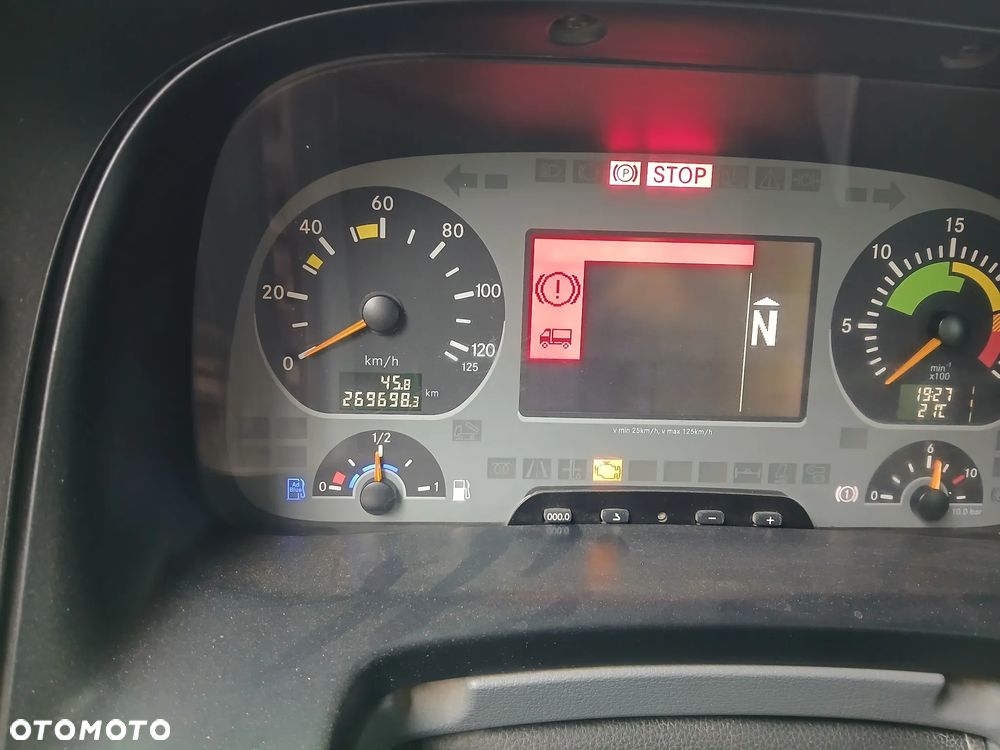 Mercedes-Benz Actros - 7