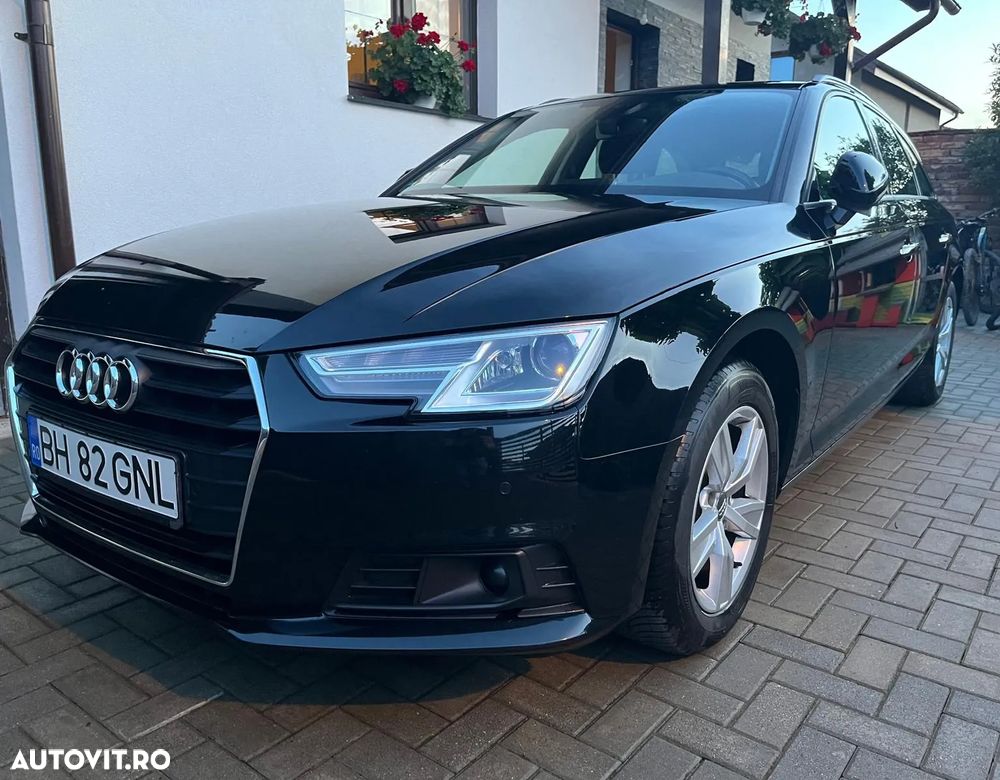 Audi A4 Avant 2.0 TDI S tronic - 12