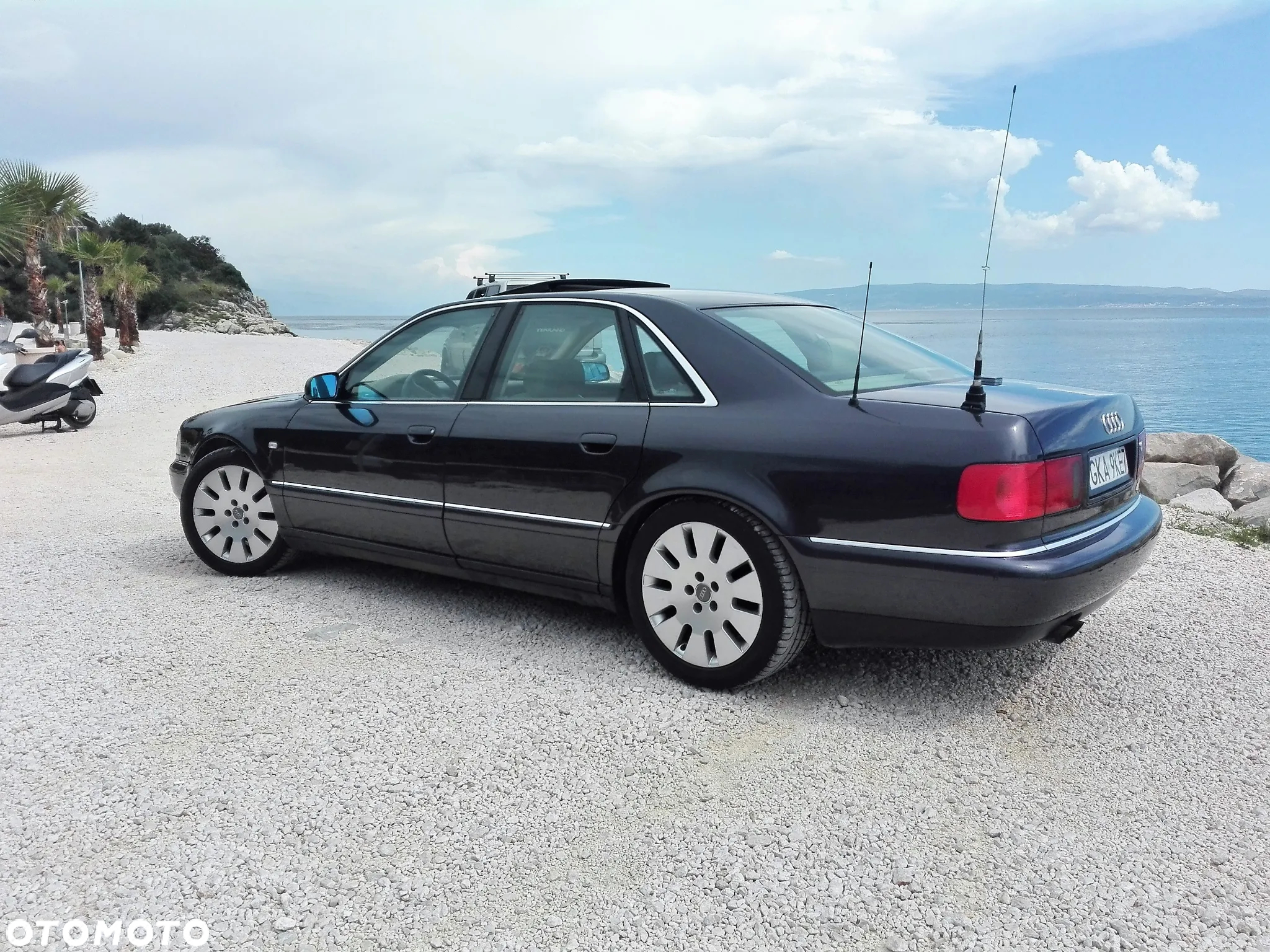 Audi A8 4.2 Quattro - 3