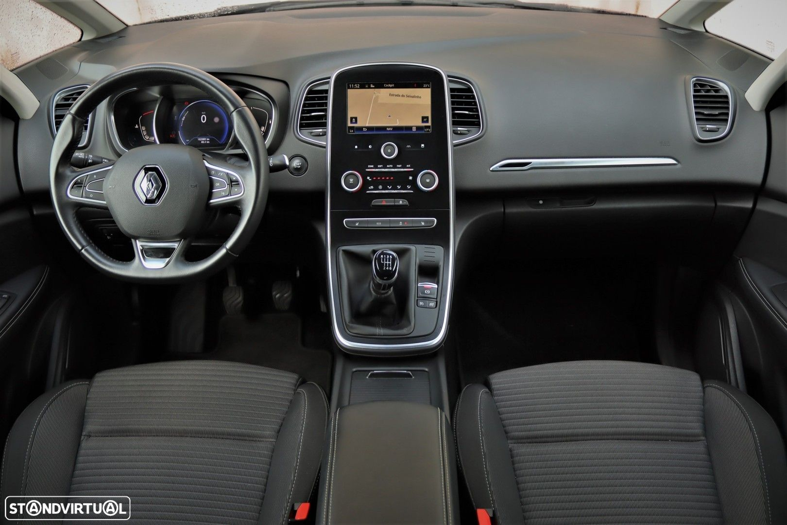 Renault Grand Scénic - 18