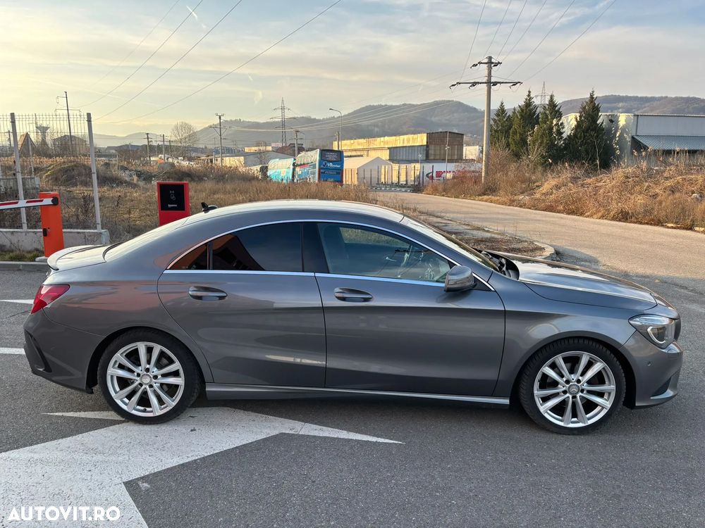 Mercedes-Benz CLA 220 d 7G-DCT - 8