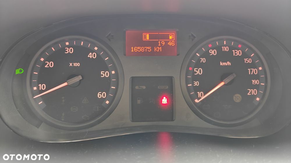 Renault Trafic - 19
