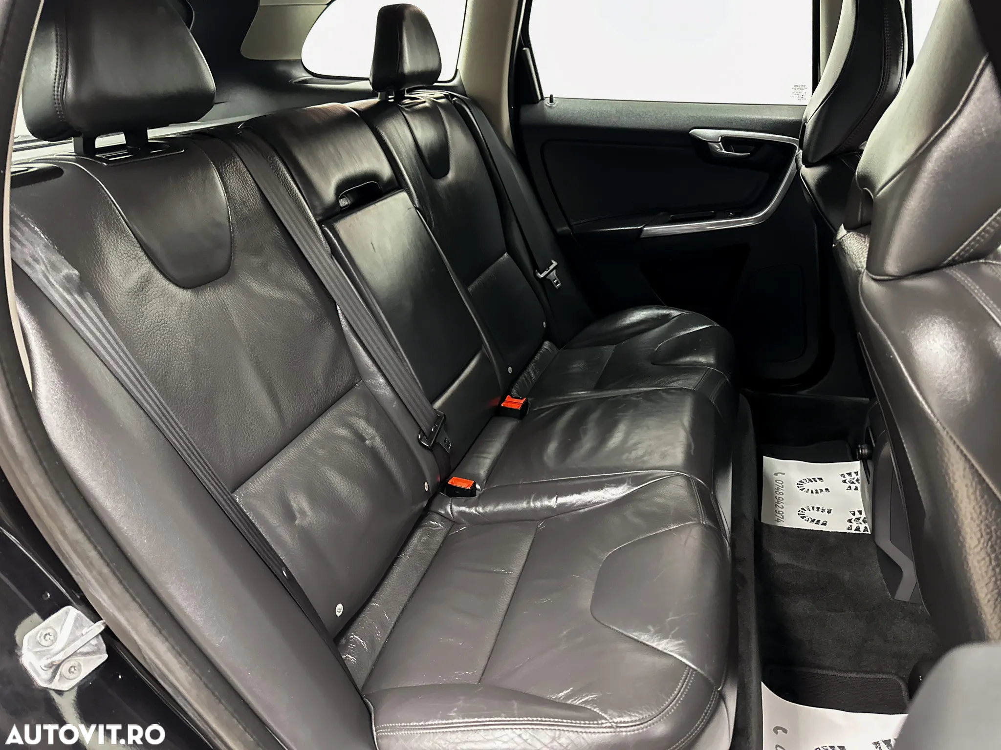 Volvo XC 60 2.4D AWD Aut. Summum - 14