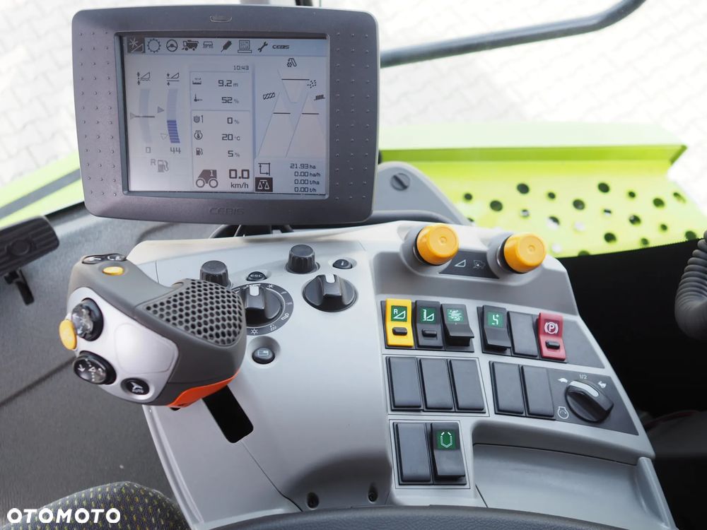 Claas Lexion 760TT + V930 - 7