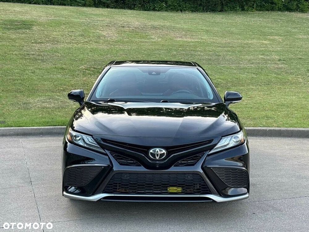 Toyota Camry 2.5 Hybrid Comfort CVT - 3