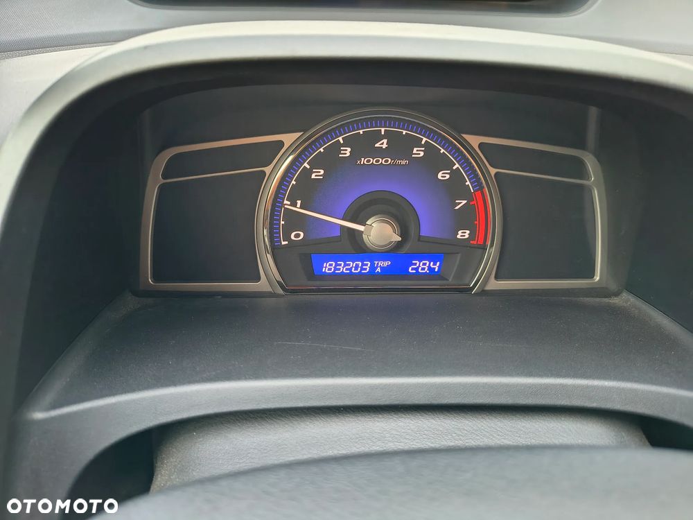 Honda Civic 1.8 Comfort - 9