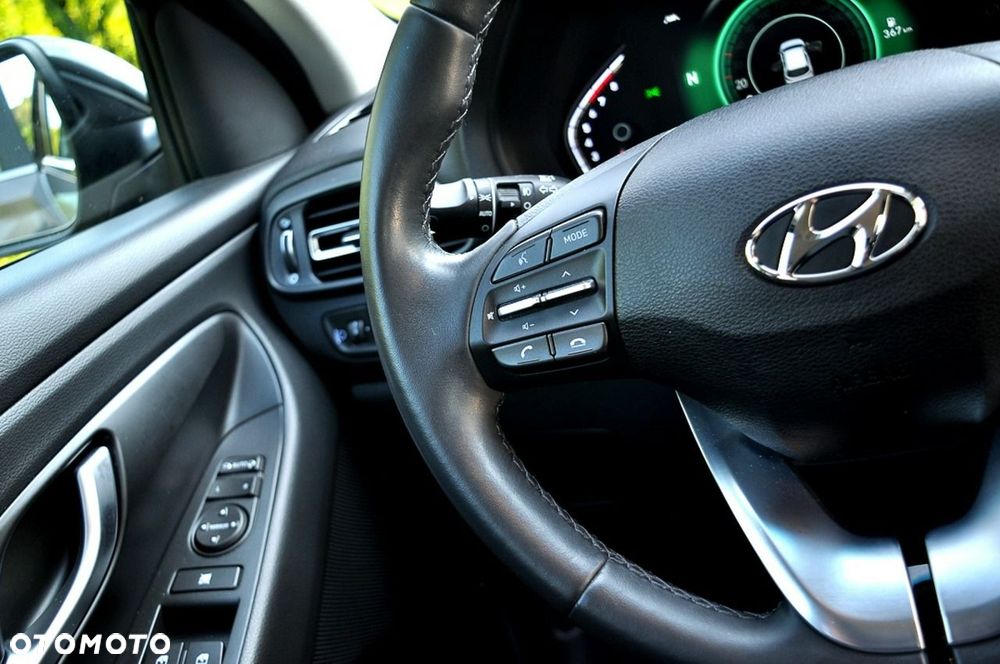 Hyundai i30 1.5 T-GDI 48V Executive - 13