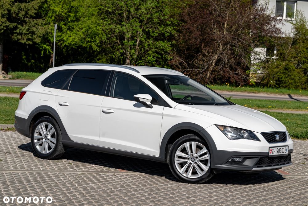 Seat Leon Sportstourer 2.0 TDI Start&Stop 4Drive DSG X-Perience - 4